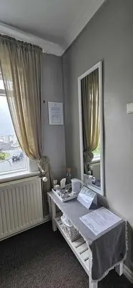 Tek Kişilik Oda, Ortak Banyo