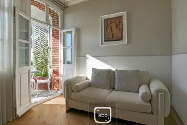 Deluxe Oda, Kısmi Deniz Manzaralı, Balkonlu