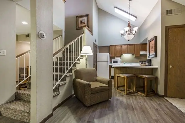 Basic Çatı Katı Süiti (Penthouse) (Murphy Bed)