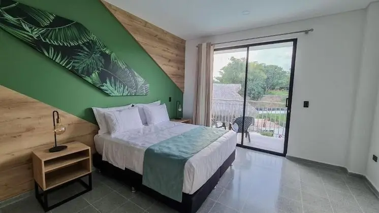 Standard Tek Büyük Yataklı Oda