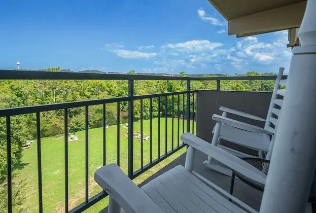 Balcony River View Superior King (No Pets)