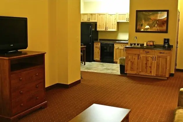 Suite, 2 Bedrooms, Accessible with Kitchen and Living room