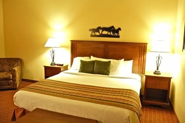 Suite, 2 Bedrooms, Accessible with Kitchen and Living room