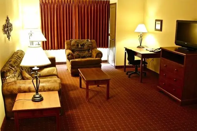 Suite, 2 Bedrooms, Accessible with Kitchen and Living room
