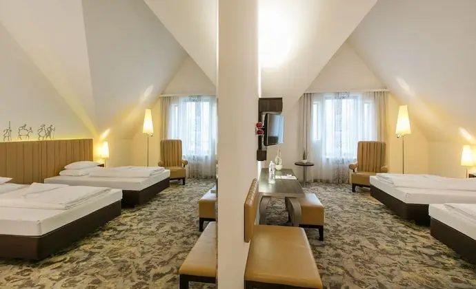 Comfort Tek Büyük veya İki Ayrı Yataklı Oda