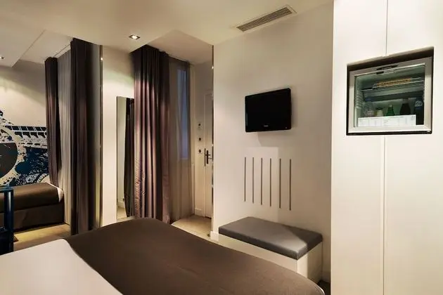 Classic Tek Büyük Yataklı Oda