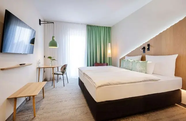 Comfort Tek Büyük Yataklı Oda