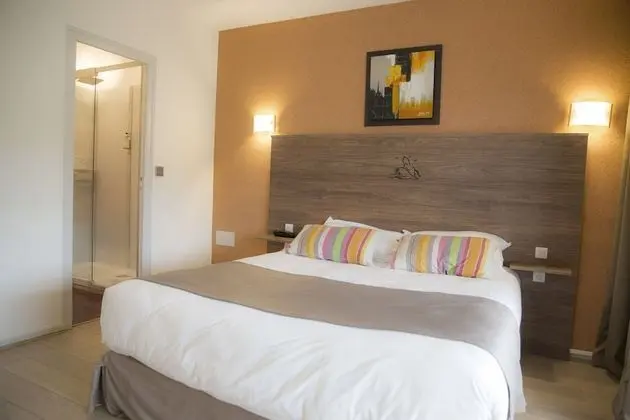 Tek Büyük Yataklı Oda, Teras, Bahçe Manzaralı