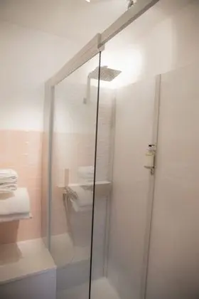 Tek Büyük Yataklı Oda, Teras, Bahçe Manzaralı