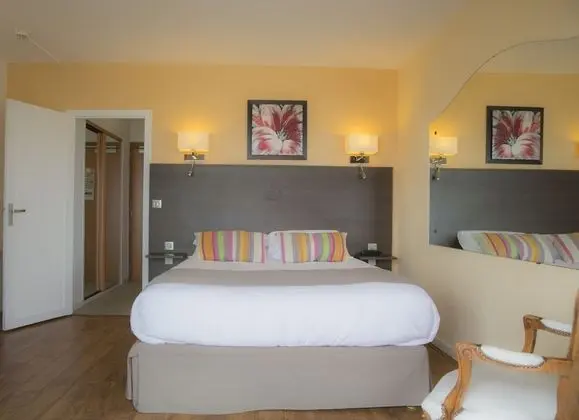 Tek Büyük Yataklı Oda, Teras, Deniz Manzaralı