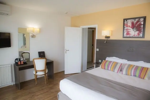 Tek Büyük Yataklı Oda, Teras, Deniz Manzaralı