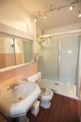 Tek Büyük Yataklı Oda, Teras, Deniz Manzaralı