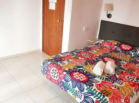 Basic Tek Büyük Yataklı Oda