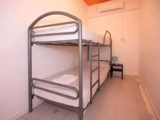 Economy Tek Büyük Yataklı Oda, Ortak Banyo