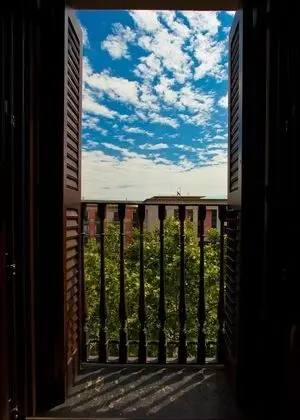 İki Ayrı Yataklı Oda, Şehir Manzaralı