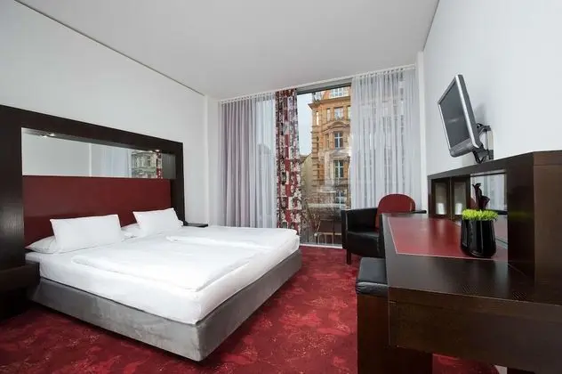 Comfort Tek Büyük Yataklı Oda