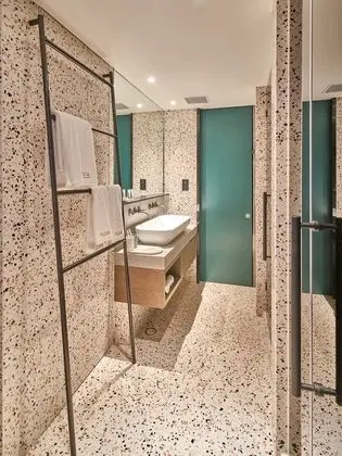 Deluxe Oda, Sigara İçilmez, Şehir Manzaralı