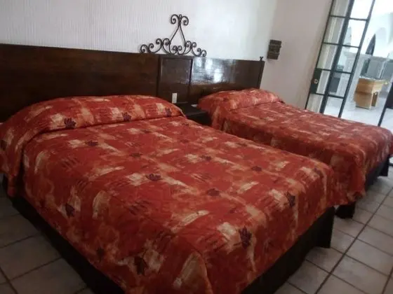 Standard Oda, Birden Çok Yatak (No Air Conditioning)