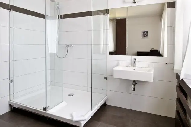 Luxury Tek Büyük Yataklı Oda