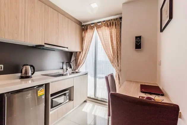 One Bedroom Apartment