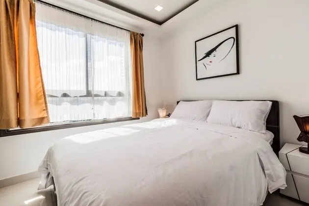 One Bedroom Apartment