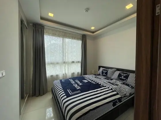 One Bedroom Apartment