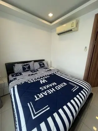 One Bedroom Apartment