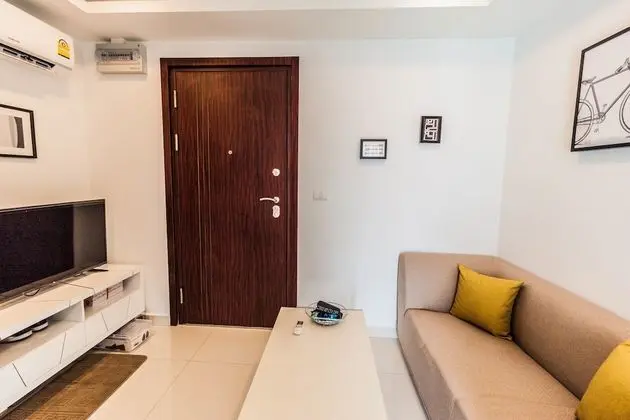 One Bedroom Apartment