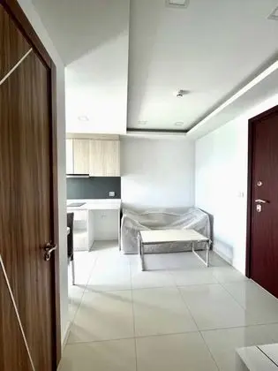 One Bedroom Apartment