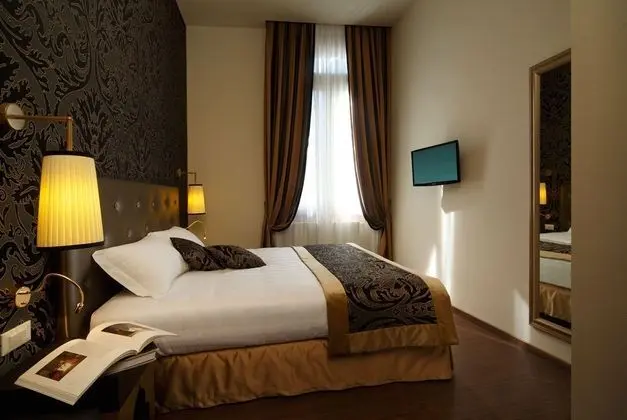 Deluxe Tek Büyük veya İki Ayrı Yataklı Oda