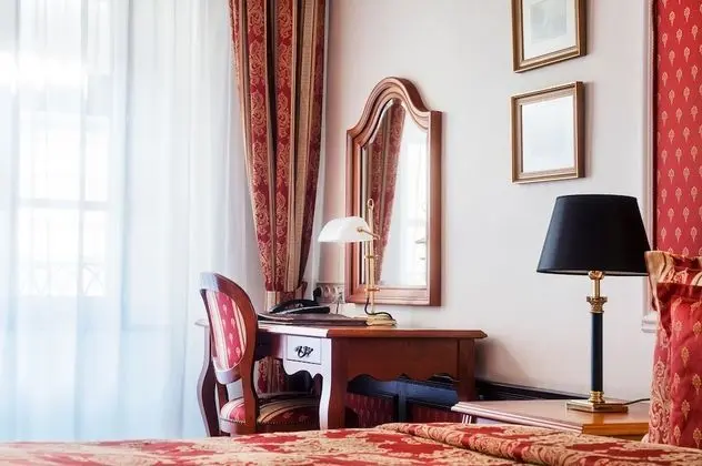 EXECUTIVE ROOM twin bed
