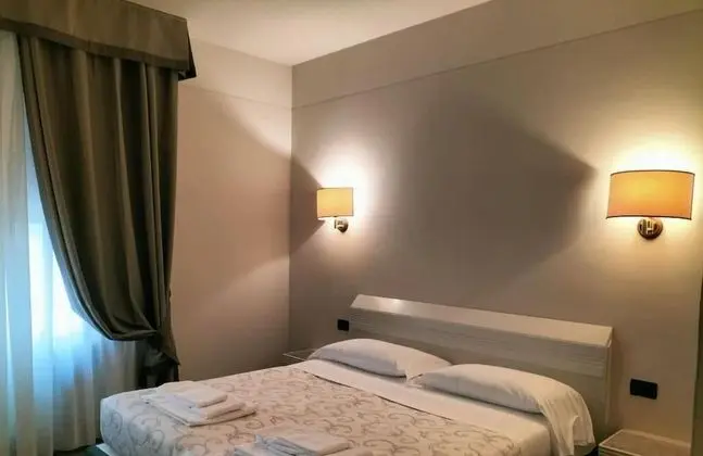 Tek Büyük veya İki Ayrı Yataklı Oda