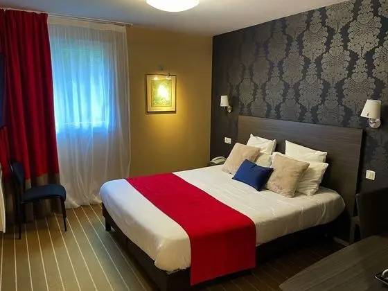 Comfort Tek Büyük Yataklı Oda