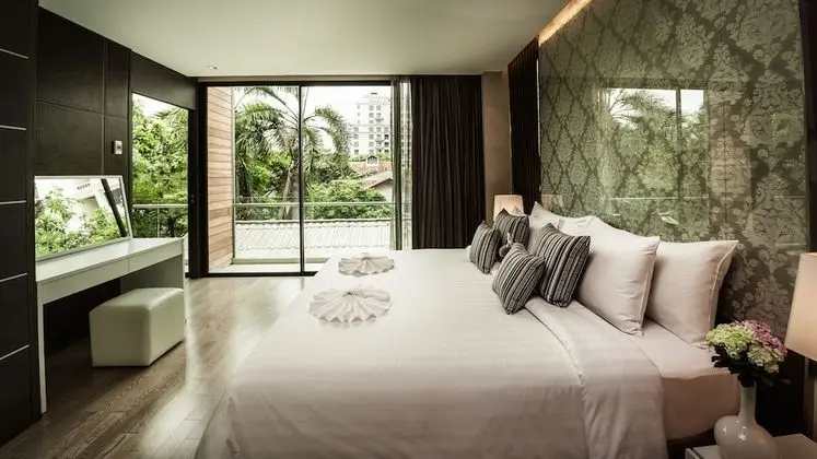 One Bedroom Suite