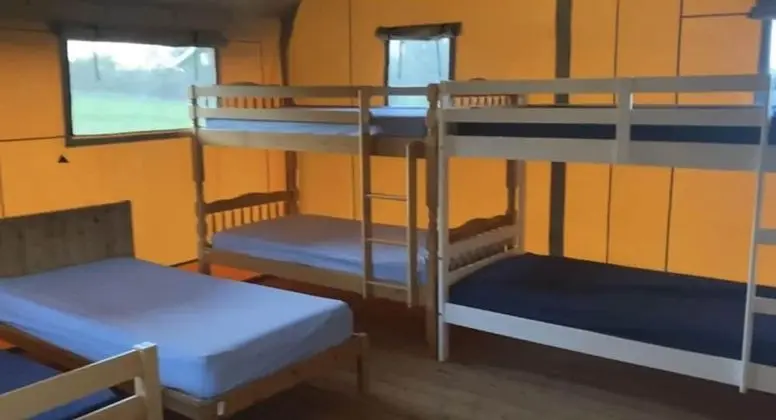 Kulübe, Birden Çok Yatak