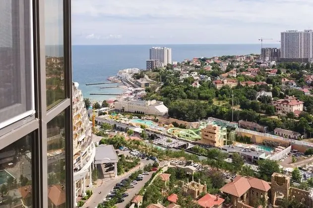 Luxury Apart Daire, Denize Sıfır
