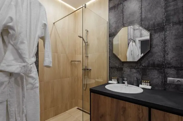 Luxury Apart Daire, Denize Sıfır