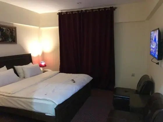 Deluxe Tek Büyük Yataklı Oda