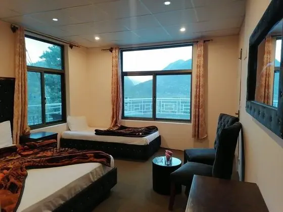 Deluxe Üç Kişilik Oda