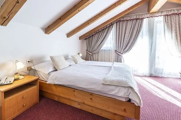 Üç Kişilik Oda, Balkon