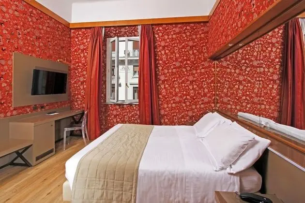 Superior Tek Büyük Yataklı Oda