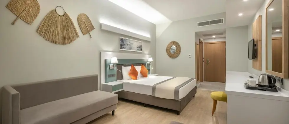 https://images.etstur.com/files/images/hotelImages/TR/217710/l/Arcanus-Trendline-Resort-Oda-370653.jpg