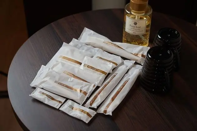 İki Ayrı Yataklı Oda, Sigara İçilmez