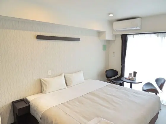 Tek Büyük Yataklı Oda, Sigara İçilmez