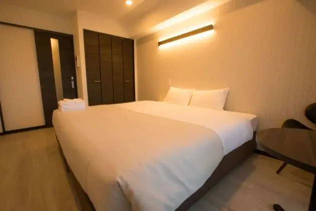 Tek Büyük Yataklı Oda, Sigara İçilmez