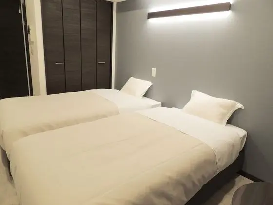 Tek Büyük Yataklı Oda, Sigara İçilmez