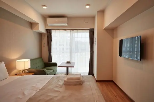 Tek Büyük Yataklı Oda, Sigara İçilmez