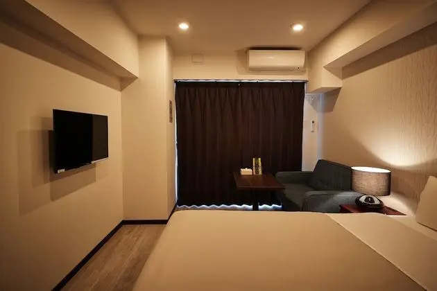 Tek Büyük Yataklı Oda, Sigara İçilmez