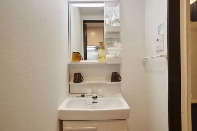 Tek Büyük Yataklı Oda, Sigara İçilmez