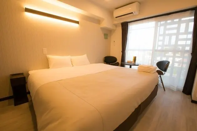 Tek Büyük Yataklı Oda, Sigara İçilmez